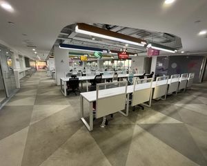 随时看房 真实推荐 海淀五道口优盛大厦 高层方正户型900平