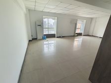 (这套是小面积)国贸广场 楼下就是地铁3.4号线 我有多套