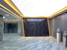 地铁口莱蒙都会 536平豪装带厨房 家具会配条件好谈 急租