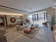 鲁商金茂观海印象二期南向三室朝阳