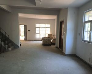海淀北香江叠拼别墅 下叠南北双 户型方正