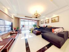 格局全朝南带车位,全屋格力空调地暖,拎包入住,视野采光好