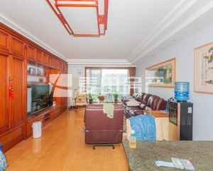 随时可看,格局通透,居住体感舒适,满五年住房,人车分流,急售