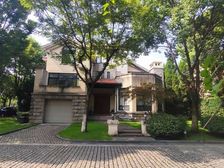 大虹桥 高尔夫别墅,业主出国诚意出售,看房基本随时!