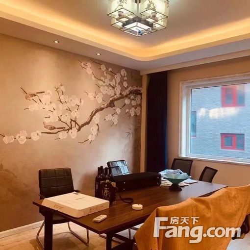  ���������óCBD�߱��궫���Ļݶ��ϰ�һ��600ƽ�׾�װ�ޡ� 