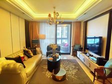 苏州河畔次新小区 四房南北通送产权车位 满五税费极低 价可谈