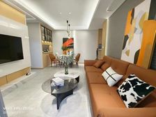 迪荡湖商圈,现房出售,超低总价155万哦,送俩个车位上河之城