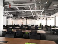 远大中心整层面积 可定制装修 看房可约