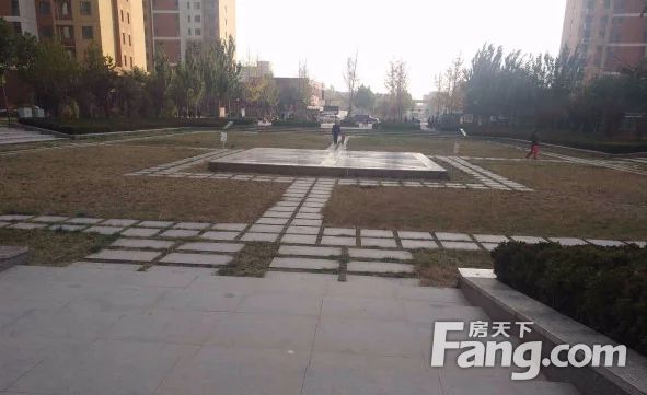 小区相关图