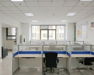 高米店绿地 地铁上盖 户型反正三面采光 性价比高 随时看房