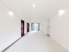 瞰 山 瞰 湖 !中 间 楼 层 !看 房 方 便 !