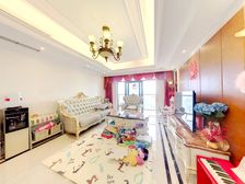 金沙府邸顶跃带60平米花园,实得面积200+ 非常安静带车位