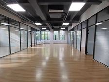 昌平县城乐华仕办公室出租,300平精装修可注册,带会议室