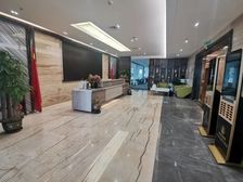 豪华出租 特价 皇庭中心豪装1000平带家私 高层看海 大气