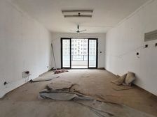 国贸阳光 131平4居 南北向毛坯 方便看房,户型通透四房