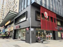 价可谈!年收22万,品牌商家租约10年,租金年付,成熟口岸好