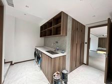 法国业主到期,临河花园800平,私密性高带电梯,5星会所管家