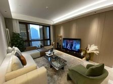 中国铁建国际公馆 1梯1户 精装修大四居室 诚心出售可看房