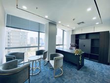 国贸通用国际写字楼精装带家具195平3特惠2.5元双地铁