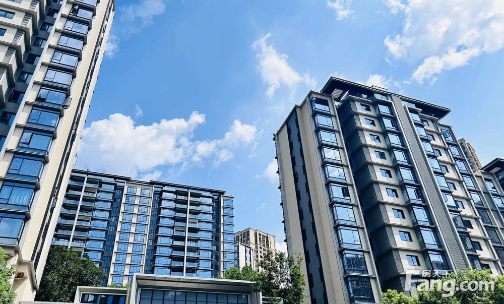 照母山龙湖尘林间三房360万现代轻奢豪华装修