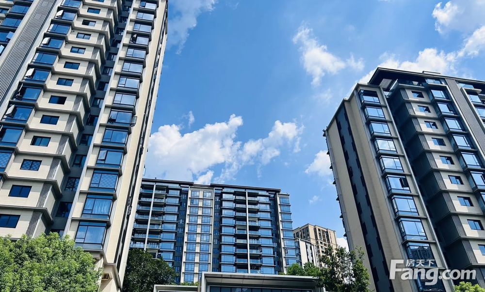 照母山龙湖尘林间三房360万现代轻奢豪华装修