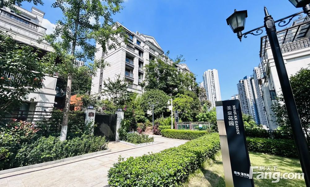 绿地海外滩洋房区 五房 358万 大横厅 看江,重庆江北鸿恩寺绿地海外滩