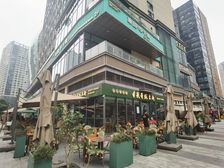 房东急售(兵哥豌杂面)年租13万,转角双开门,门口大外摆。