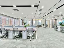 金融城新贵(嘉煜金融科技中心)8隔间60工位 电梯口双面采光