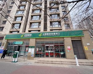 新出丨银行承租丨个人能买丨年租金50万丨25米面宽丨近地铁