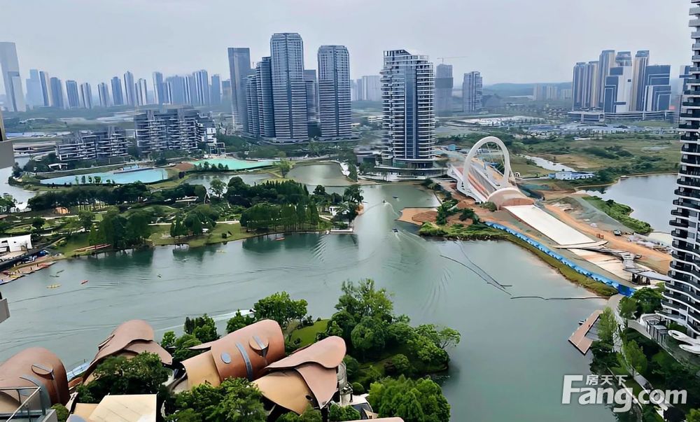 4室2厅4卫 毛坯 1580万元,成都天府新区麓湖麓湖生态城麒麟荟二手房