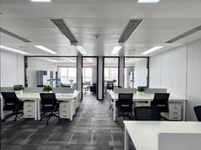 杨庄地铁上建丨145平丨精装修带家具丨随时起租丨直接能办公丨