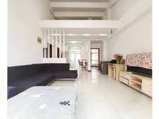 美加湖滨新城 自住精装 送阁楼 南北向精装修 方便看房
