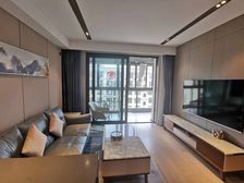 新挂牌高区!送车位!户型南北通!低价转让!随时看房!