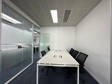 合生财富广场物业直租130平米精装修带家具随时看