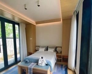 卖掉老破小998万住别墅精装 一眼万年爱就给她别错过