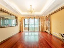 业主卖掉房子回市区,已全权委托,价格可谈,精装修钥匙已收随看