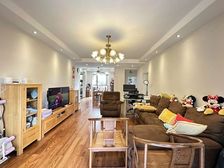 新出北区!二手买进700W!婚房装修!老房东委托出售!