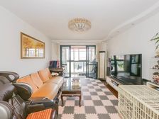 附赠1个车位!电梯高区2房,50万豪华装修,中央空调加地暖!