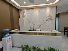 出版中心 国企大楼 大气门头 租金含税 价格美丽 看房随时看