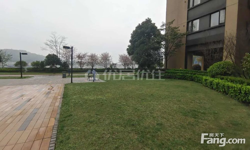 百花大道地铁口万科悦城精装3房享麓山学曲配套交通便利