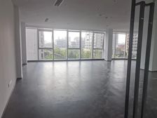 恒大城市之光356平精装修定制隔间西北朝向带上下水独立空调