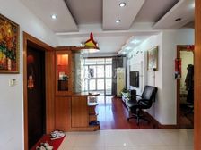 主卧朝南,交通便利,配套完善,环境优美