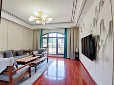 稀缺,双拼别墅,东边户,近200平米院子,6室5卫,急售