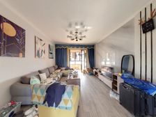 急售 全屋精装修拎包入住 一线湖景 近红谷滩万达 莱电咨询