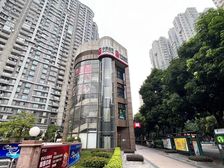 裙楼整层.前后双展示面.医美、餐饮、办公接待皆宜