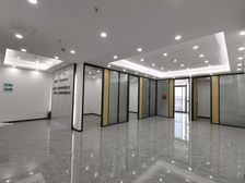 南城天安数码城高楼层165平写字楼!电梯口带豪装4隔间带阳台