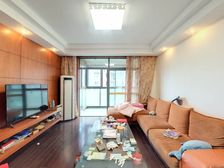 上海大花园 三开间朝南 中区两房 豪华装修