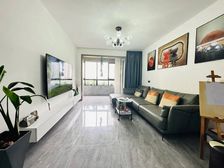 二期聆湖苑精装洋房出售 品牌家电全新装修一梯一户全天采光