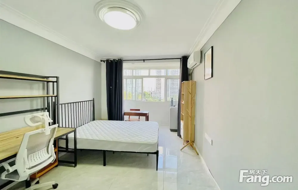 近金沙江地铁，环球港，精装三房，包宽带密码锁，可办居住证