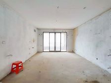 价格可以谈绿地悦城A区好楼层大三房 近地铁 读南师外国语急